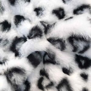 WHITE & BLACK LEOPARD PRINT FAUX FUR