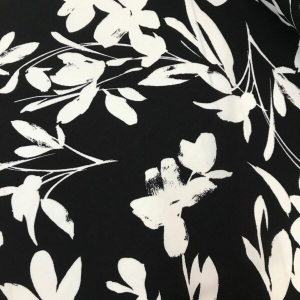 BLACK WHITE FLOWER VISCOSE PRINT