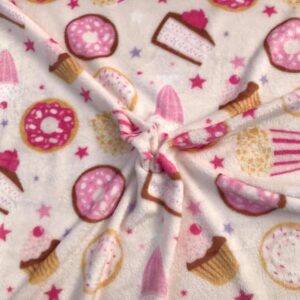 SWEET TREAT PRINTED CORAL FLEECE